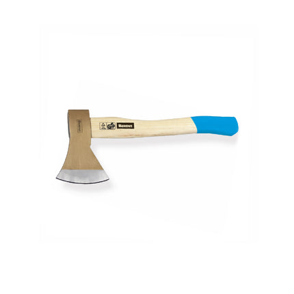 BERENT hatchet with wooden handle